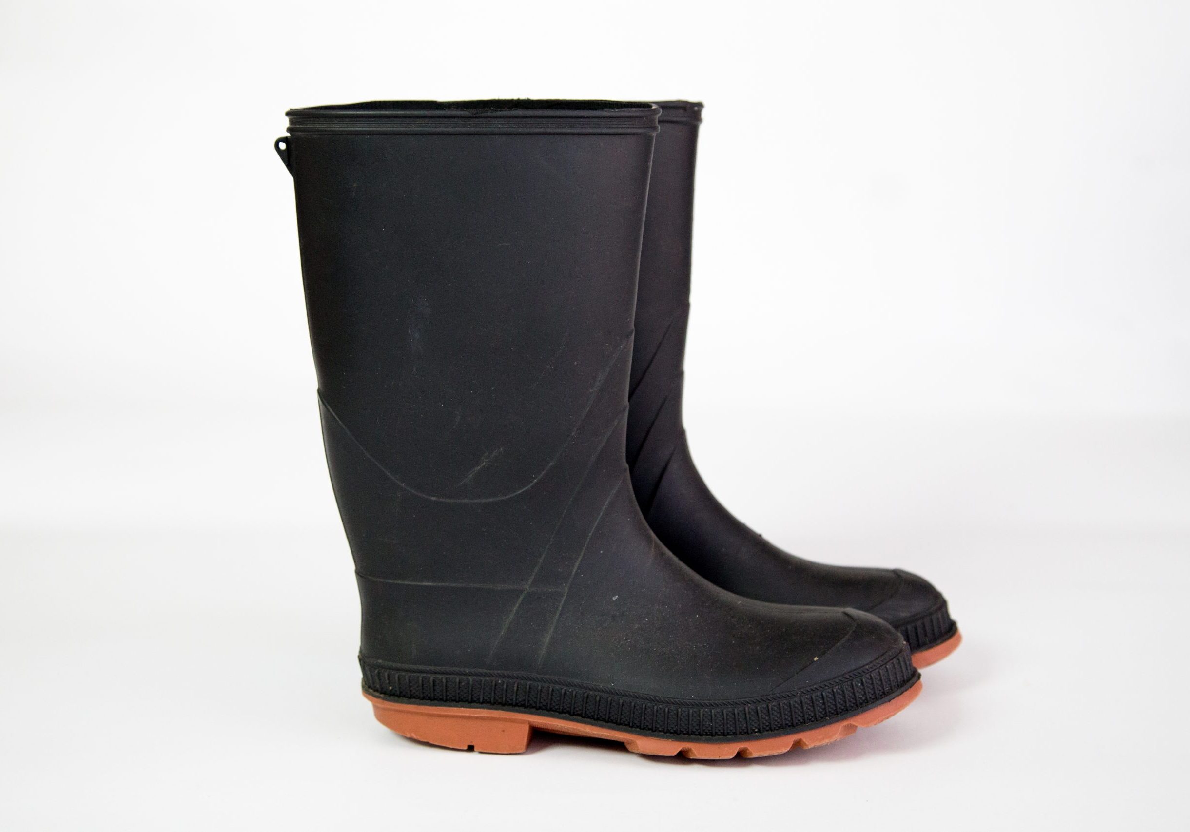 The Ugly Black Rubber Boots_Inae Kim_#108